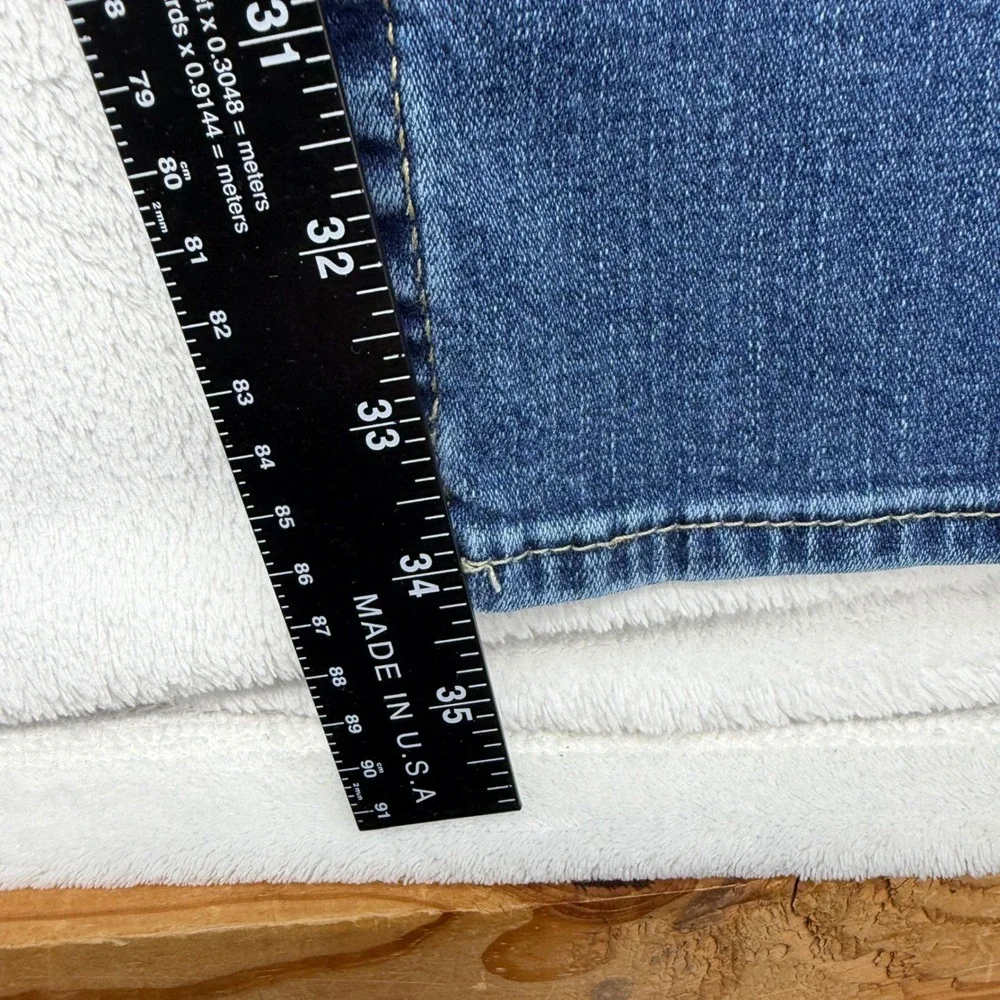 True Religion Rocco Jeans 33x34 Blue Relaxed Skinny Wave Runner Denim Flaps